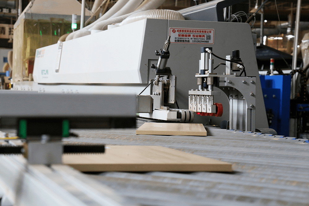 定制家具智能生產線推動家具生產進入工業4.0時代